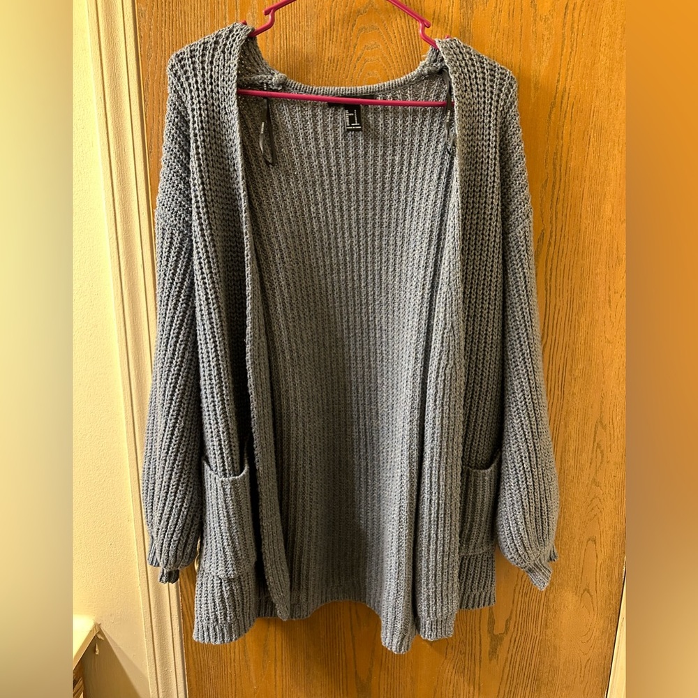 Cute long blue cardigan!!